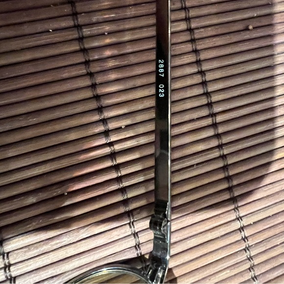 Tommy Hilfiger Gunmetal frames unisex Sunglasses - Picture 5 of 5